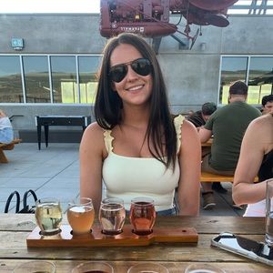 Meet your Posher, Melanie